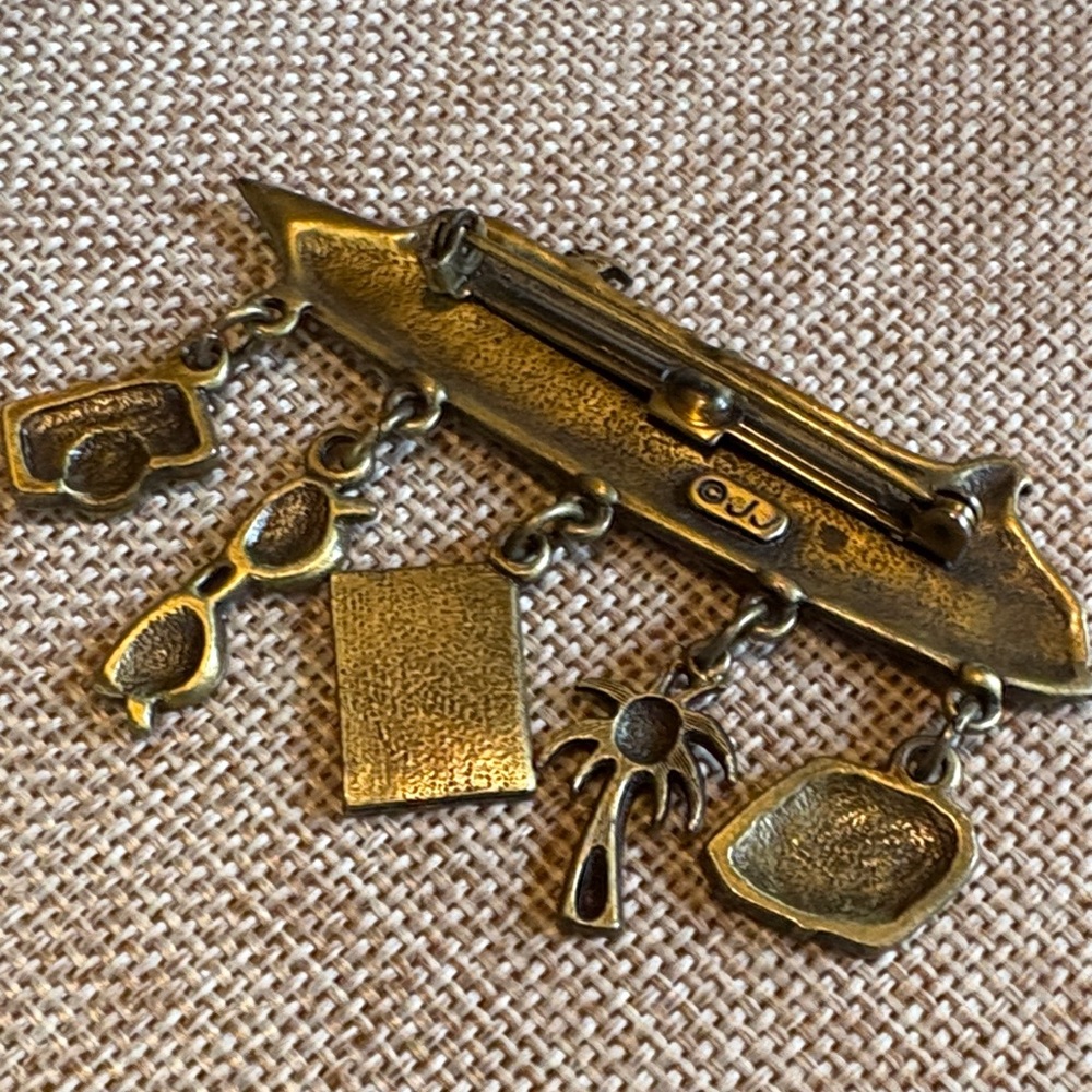 JJ Cruise Ship Brooch with Gold Charms - Picture 3 of 6